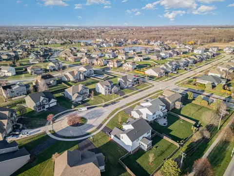 View/Area - 15837 Brookshore Dr, Plainfield, IL 60544 photo 7 of 8