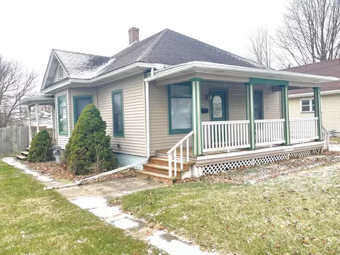 132 9th St, Lasalle, IL 61301