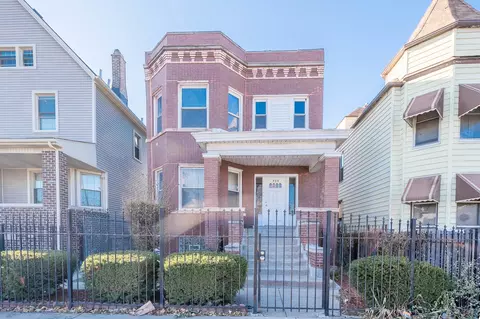 734 N Laramie Ave, Chicago, IL 60644