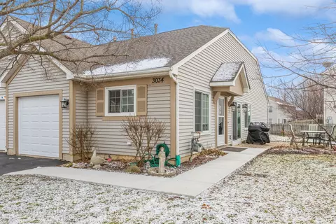 3034 Impressions Dr, Lake In The Hills, IL 60156