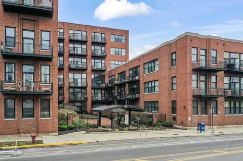 2323 W Pershing Rd #416, Chicago, IL 60609
