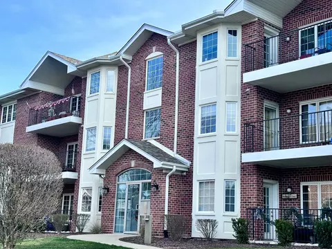 13129 Forest Ridge Dr #2B, Palos Heights, IL 60463
