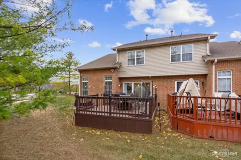 602 Daisy Ln, Roselle, IL 60172 photo 27