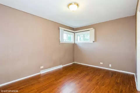 Bedroom - 222 E Crestview Ave, Elmhurst, IL 60126 photo 1 of 3
