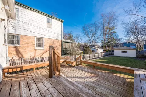 Exterior - 2147 Hartrey Ave, Evanston, IL 60201 photo 2 of 4