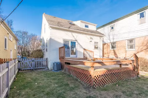 Exterior - 2147 Hartrey Ave, Evanston, IL 60201 photo 3 of 4