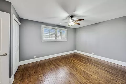 1876 Cambridge Ln, Wheaton, IL 60189 photo 21