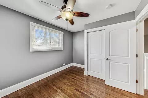 1876 Cambridge Ln, Wheaton, IL 60189 photo 20