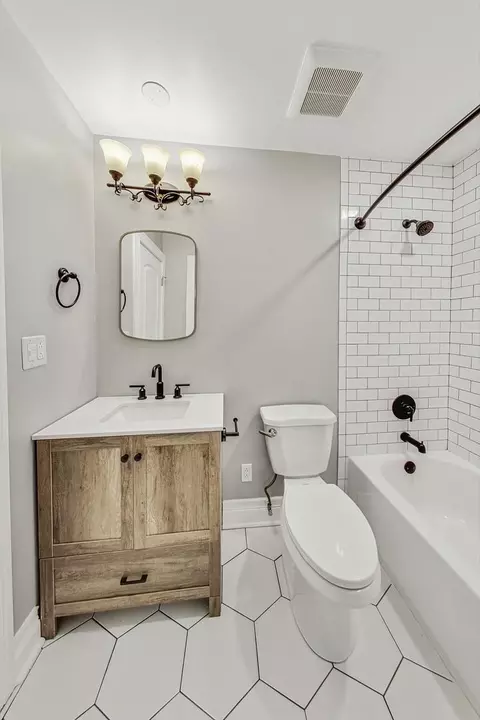 1876 Cambridge Ln, Wheaton, IL 60189 photo 24