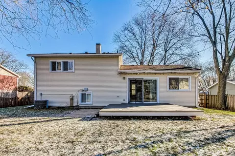 1876 Cambridge Ln, Wheaton, IL 60189 photo 28