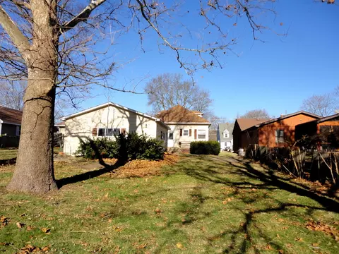 Exterior - 417 E Illinois Ave, Morris, IL 60450 photo 7 of 7