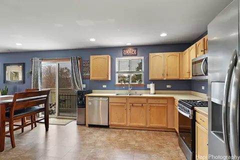 1922 Hemlock Dr, Mchenry, IL 60050 photo 5