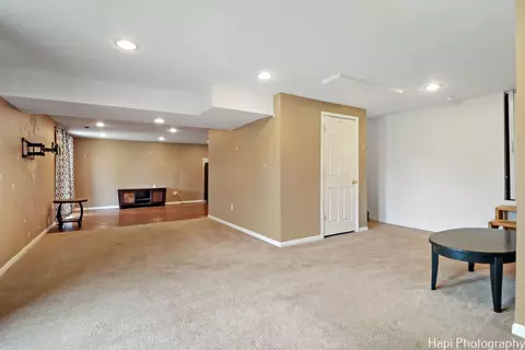 1922 Hemlock Dr, Mchenry, IL 60050 photo 17
