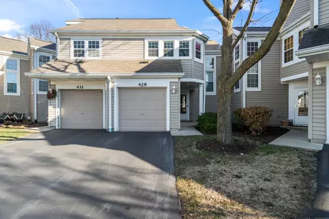 429 Kilkenny Ct, Carol Stream, IL 60188
