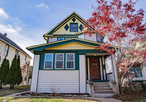 517 Thomas Ave, Forest Park, IL 60130