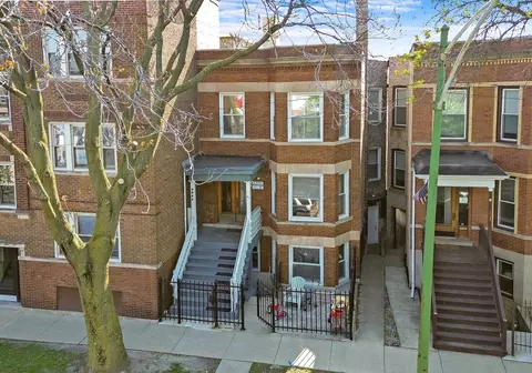 2337 N Sacramento Ave, Chicago, IL 60647