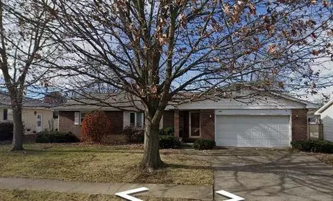 1001 31st St, Mattoon, IL 61938