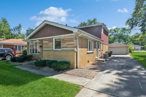 3807 153rd Pl, Midlothian, IL 60445