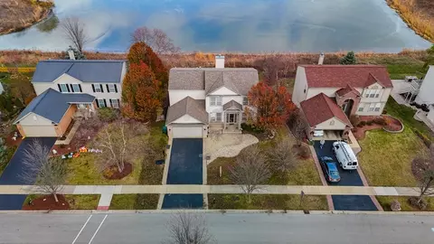 11413 S Glenn Cir, Plainfield, IL 60585 photo 3