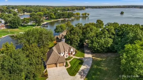 1012 Pistakee View Ct, Johnsburg, IL 60051