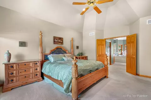 Bedroom - 1012 Pistakee View Ct, Johnsburg, IL 60051 photo 2 of 5