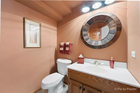 Bath - 1012 Pistakee View Ct, Johnsburg, IL 60051 photo 2 of 4
