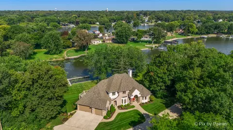 View/Area - 1012 Pistakee View Ct, Johnsburg, IL 60051 photo 2 of 7