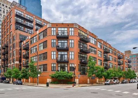 333 W Hubbard St #505, Chicago, IL 60654