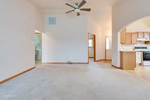 Living - 104 Winding Trl #0, Diamond, IL 60416 photo 3 of 4