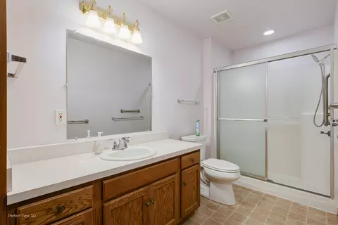 Bath - 104 Winding Trl #0, Diamond, IL 60416 photo 1 of 1