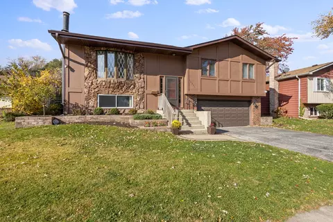 16830 Laramie Ave, Oak Forest, IL 60452