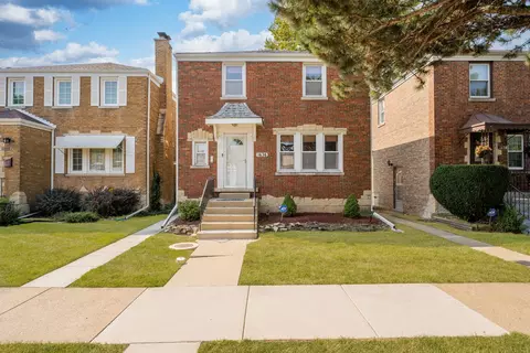 Exterior - 1636 Maple Ave, Berwyn, IL 60402 photo 1 of 7
