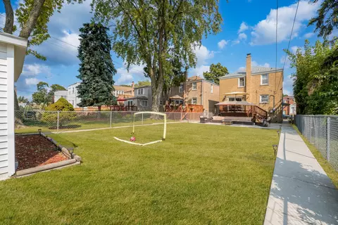 Exterior - 1636 Maple Ave, Berwyn, IL 60402 photo 6 of 7