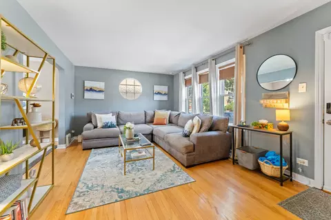 Living - 1636 Maple Ave, Berwyn, IL 60402 photo 2 of 3