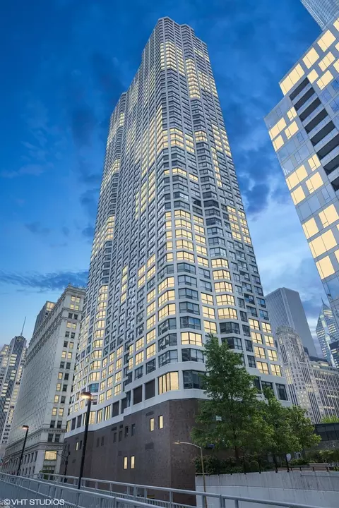 405 N Wabash Ave #4008, Chicago, IL 60611
