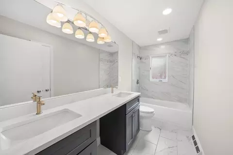 Bath - 6416 Forestview Dr, Oak Forest, IL 60452 photo 1 of 3