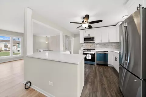 Kitchen - 6416 Forestview Dr, Oak Forest, IL 60452 photo 2 of 3