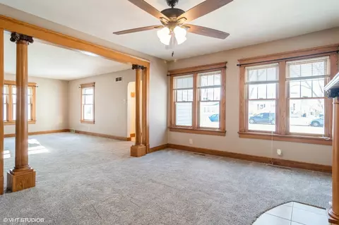 668 S Main Ave, Kankakee, IL 60901 photo 3
