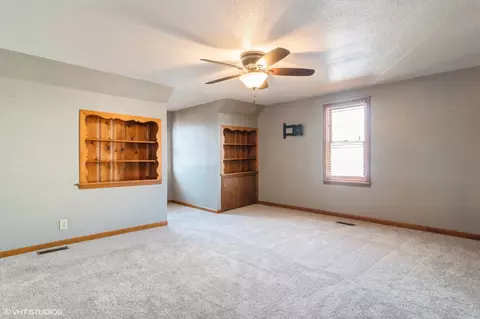 668 S Main Ave, Kankakee, IL 60901 photo 10