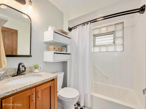 Bath - 110 59th St, Willowbrook, IL 60527 photo 2 of 2