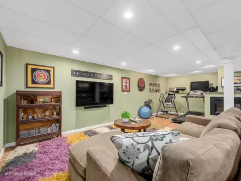 Living - 110 59th St, Willowbrook, IL 60527 photo 6 of 6