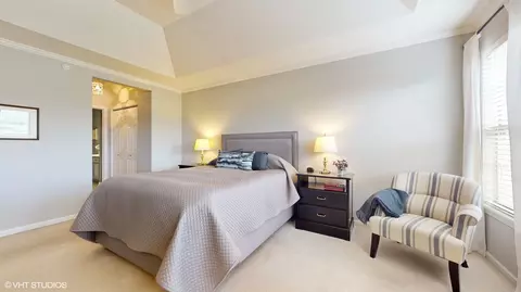 Bedroom - 656 Astor Ln, Wheeling, IL 60090 photo 2 of 2