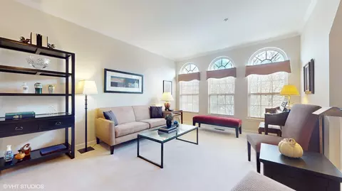 Living - 656 Astor Ln, Wheeling, IL 60090 photo 1 of 4