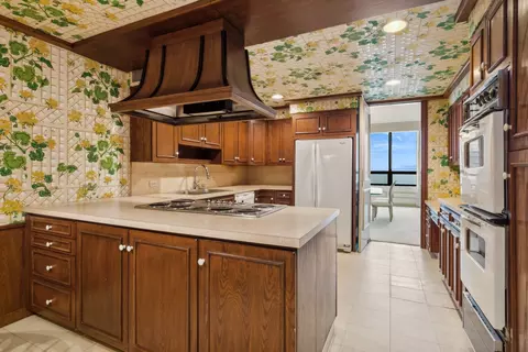 180 E Pearson St #5302, Chicago, IL 60611 photo 11