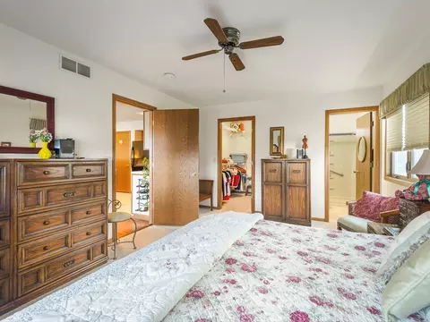 Bedroom - 137 Lake Summerset Rd, Davis, IL 61019 photo 3 of 4