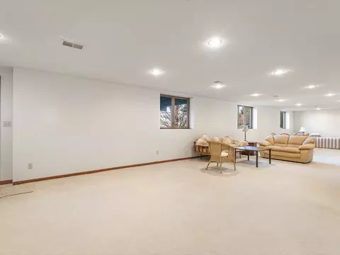 Living - 137 Lake Summerset Rd, Davis, IL 61019 photo 5 of 7