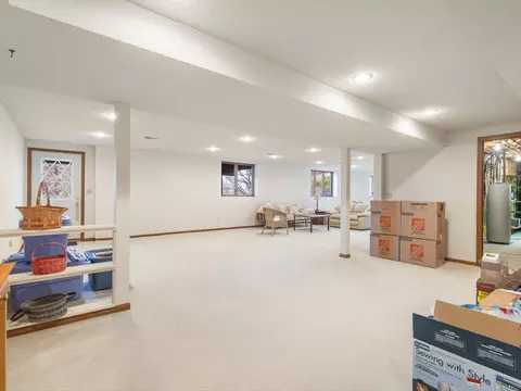 Living - 137 Lake Summerset Rd, Davis, IL 61019 photo 4 of 7