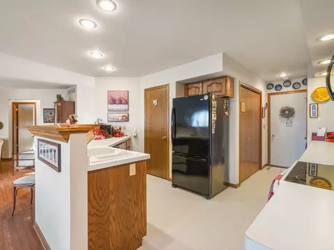 Kitchen - 137 Lake Summerset Rd, Davis, IL 61019 photo 1 of 3