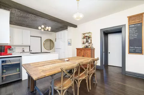 Dining - 404 E 7th St, Lockport, IL 60441 photo 1 of 3
