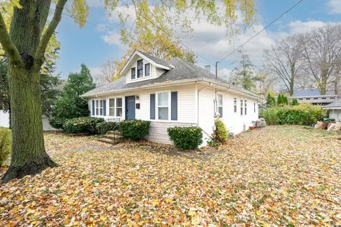 Exterior - 404 E 7th St, Lockport, IL 60441 photo 6 of 14